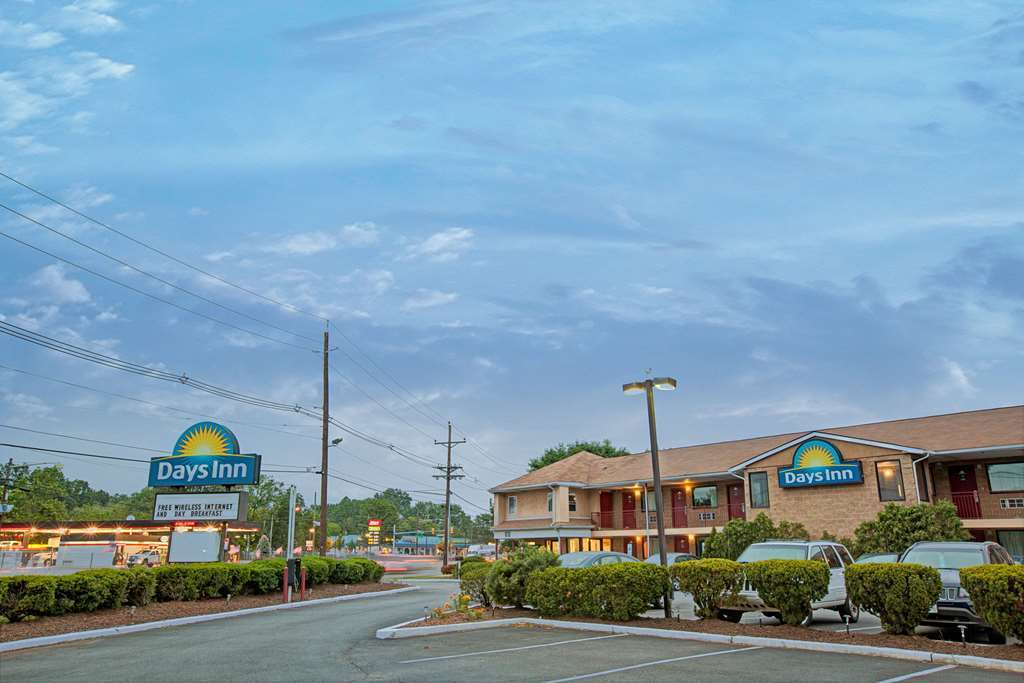 Oyo Hotel Edison Nj Route 1 Extérieur photo